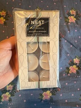 NEST Fragrances White Tea & Rosemary Tealight Refills - White